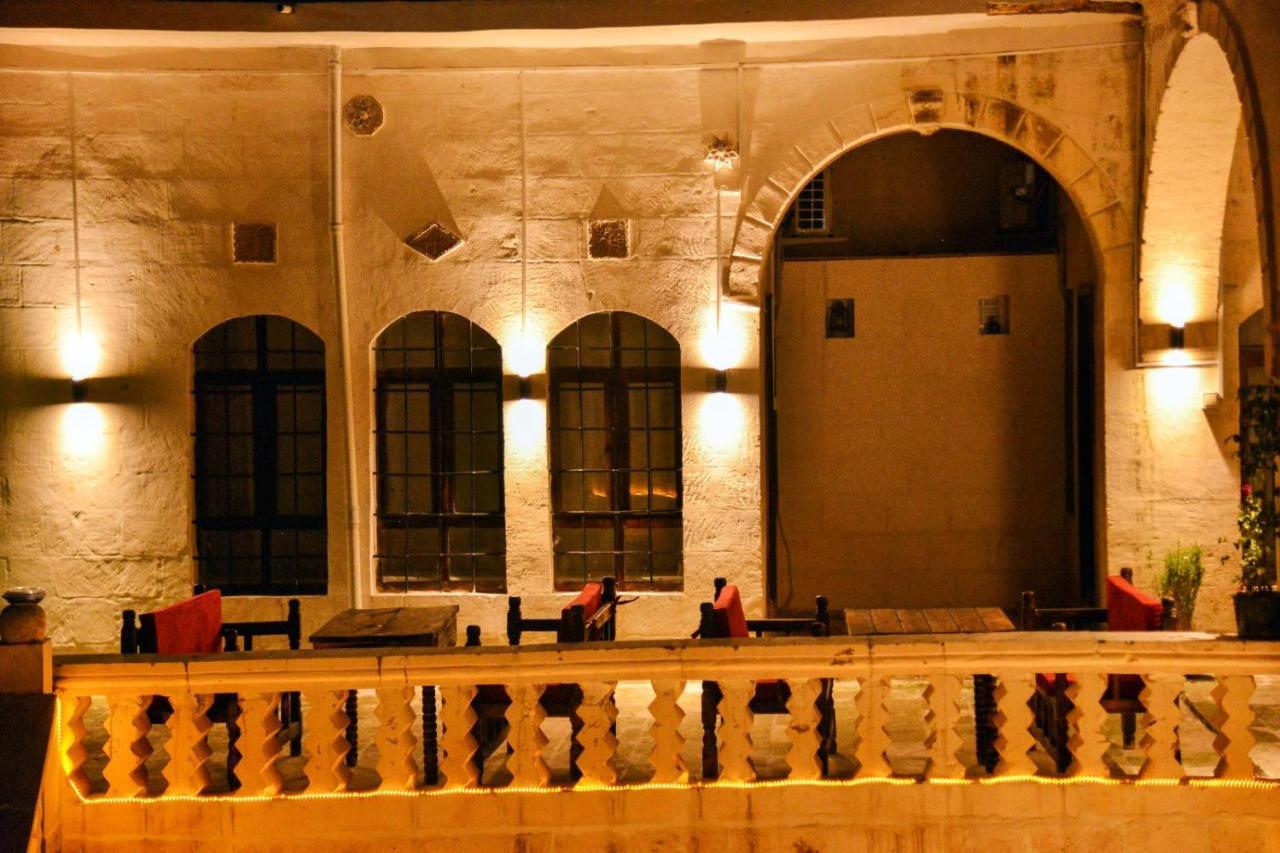 Karaguel Hotel Sanliurfa Bagian luar foto