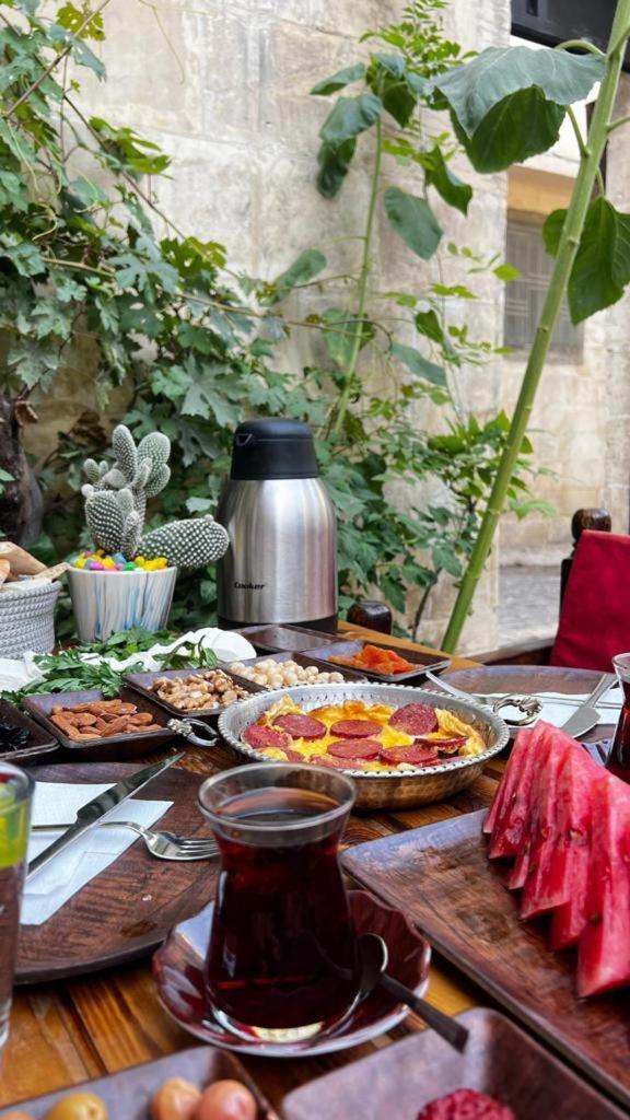 Karaguel Hotel Sanliurfa Bagian luar foto